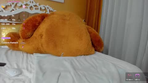 Snapshot of goldcarol1n3baby chatting on October 7, 2025, 12:24 pm WELCOME EVERYONE I WILL BE HAPPY TO GIVE YOU WHAT YOU HAVE DREAMED OF FOR SO LONG online show from October 7, 2025, 12:24 pm