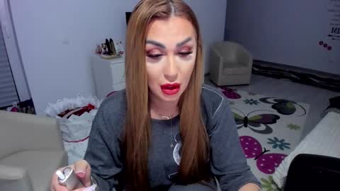 Nicole.. online show from February 19, 2025, 4:34 am