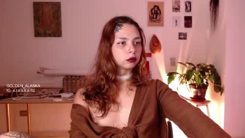 Snapshot of golden_alaska chatting on February 27, 2025, 10:31 pm Alaska online show from February 27, 2025, 10:31 pm