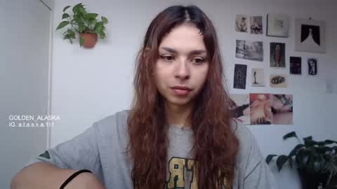 Snapshot of golden_alaska chatting on September 16, 2025, 1:23 pm Alaska online show from September 16, 2025, 1:23 pm