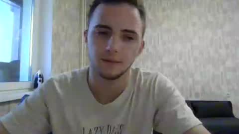 Snapshot of golden_boyyy21 chatting on January 21, 2025, 1:11 pm Golden boyyy21 online show from January 21, 2025, 1:11 pm