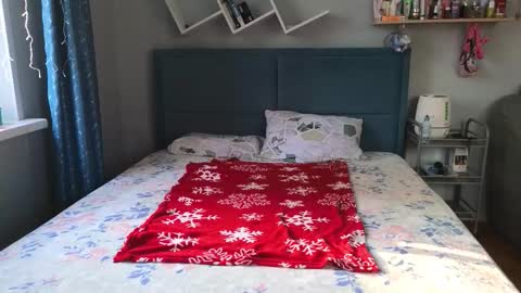 Golden boyyy21 online show from March 11, 2026, 1:17 pm