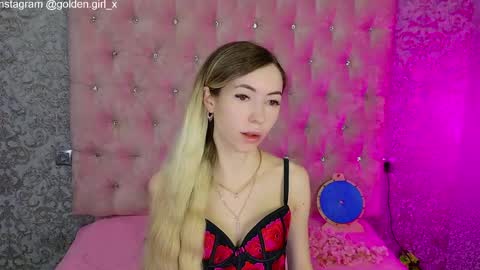 Snapshot of golden_girl__ chatting on April 28, 2026, 1:59 am golden girl online show from April 28, 2026, 1:59 am