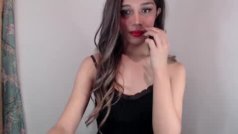 Snapshot of goldenlily69 chatting on February 27, 2025, 11:48 pm Lily is Gold online show from February 27, 2025, 11:48 pm