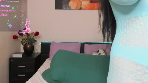 Luna online show from April 26, 2026, 4:54 am
