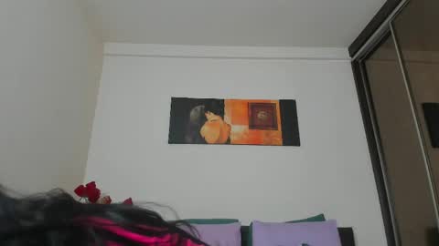 Luna online show from June 9, 2026, 4:57 am