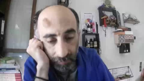 Snapshot of goldenmasculine chatting on May 6, 2026, 10:20 am goldenmasculine online show from May 6, 2026, 10:20 am