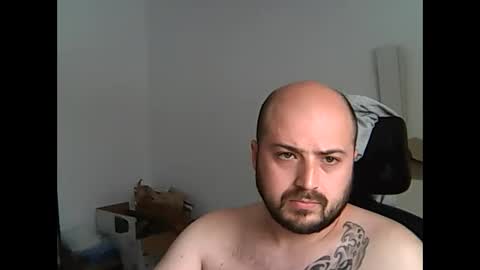 goldenspainboy online show from April 25, 2026, 9:45 am