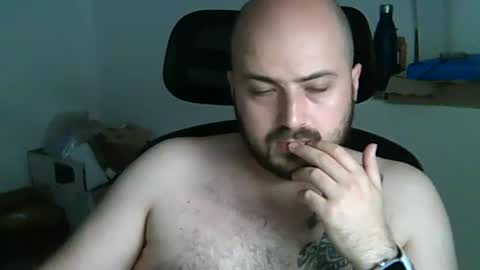 Snapshot of goldenspainboy chatting on June 20, 2026, 11:02 am goldenspainboy online show from June 20, 2026, 11:02 am
