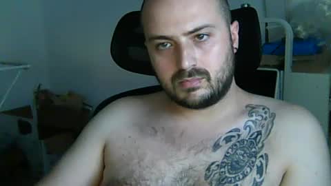 Snapshot of goldenspainboy chatting on July 4, 2026, 4:46 pm goldenspainboy online show from July 4, 2026, 4:46 pm