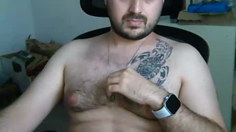 Snapshot of goldenspainboy chatting on July 22, 2026, 4:21 pm goldenspainboy online show from July 22, 2026, 4:21 pm