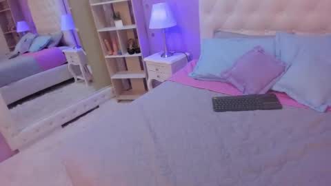 Snapshot of goldentemptation_ chatting on February 6, 2026, 9:40 pm goldentemptation_ online show from February 6, 2026, 9:40 pm