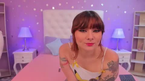 Snapshot of goldentemptation_ chatting on February 16, 2026, 7:43 pm goldentemptation_ online show from February 16, 2026, 7:43 pm