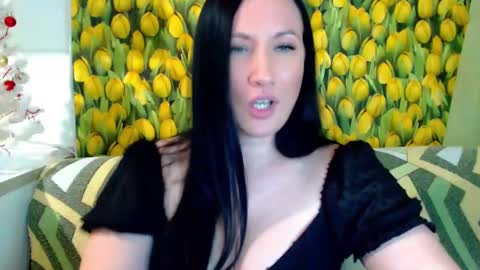 goldmoonn online show from December 9, 2024, 6:35 pm