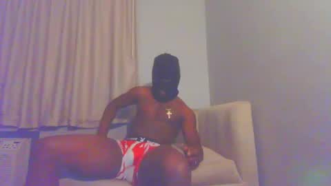 FINEASSGOLDMOUTH online show from December 23, 2024, 11:47 am