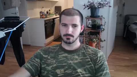 goldnic_10 online show from October 22, 2025, 12:05 pm