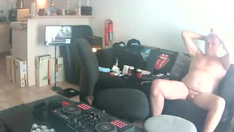 goldyguy011 online show from July 18, 2026, 11:52 pm