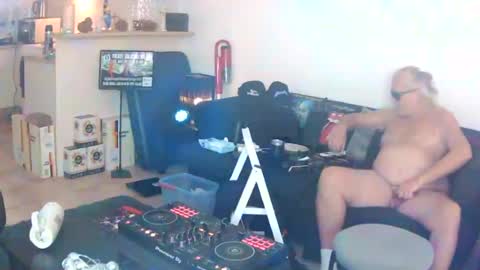 goldyguy011 online show from July 23, 2026, 1:58 am