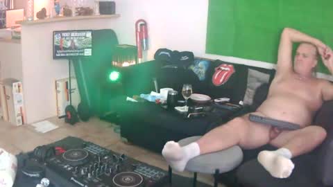 goldyguy011 online show from July 27, 2026, 11:12 pm