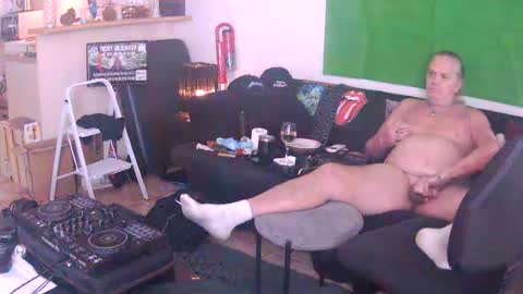 goldyguy011 online show from July 29, 2026, 12:53 am