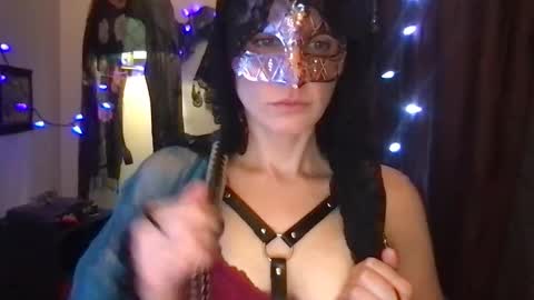 goldynsilvyrempress online show from April 21, 2026, 3:02 am