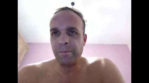 golemkur25 online show from January 25, 2025, 5:51 am