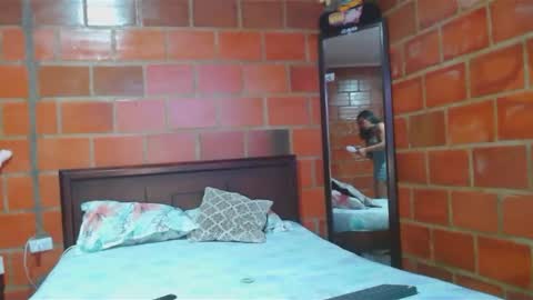 Snapshot of golositha26 chatting on January 5, 2025, 1:56 am Valentina online show from January 5, 2025, 1:56 am