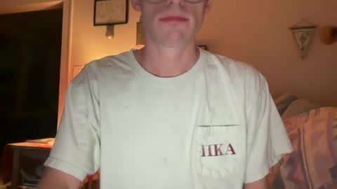 Snapshot of golya_dude chatting on June 24, 2026, 1:48 am Golya-dude online show from June 24, 2026, 1:48 am