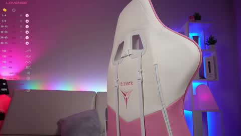 Snapshot of good_barbie chatting on December 14, 2024, 8:13 am Barbie online show from December 14, 2024, 8:13 am