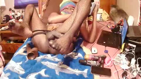 Juicy Booty online show from October 31, 2025, 3:46 pm