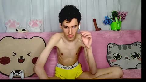 Snapshot of goodboyluca chatting on May 11, 2026, 2:45 pm Luca online show from May 11, 2026, 2:45 pm