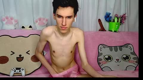 Snapshot of goodboyluca chatting on May 15, 2026, 3:19 pm Luca online show from May 15, 2026, 3:19 pm