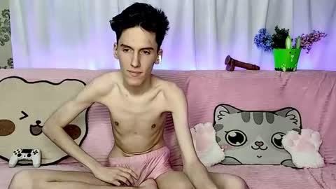 Snapshot of goodboyluca chatting on June 12, 2026, 12:31 am Luca online show from June 12, 2026, 12:31 am