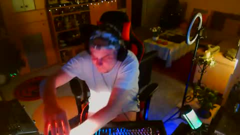 google5001 online show from May 10, 2026, 2:39 am