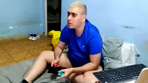 Snapshot of gorak32 chatting on May 30, 2026, 9:23 pm GoraK online show from May 30, 2026, 9:23 pm