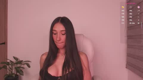 Snapshot of gorgeous_brunette chatting on June 19, 2026, 7:45 am Rose online show from June 19, 2026, 7:45 am