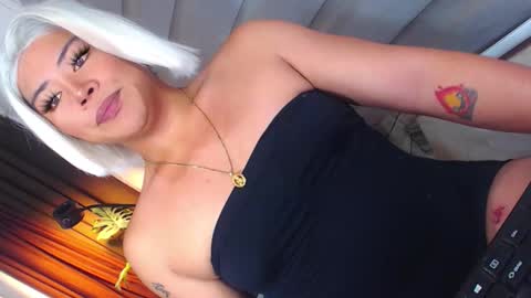 Samantha online show from March 19, 2026, 2:04 am