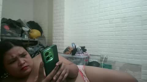 gorgeousselenaxx online show from February 24, 2025, 9:10 am