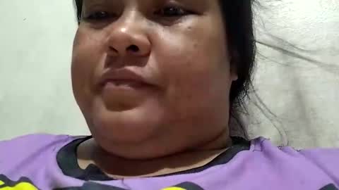 gorgeousselenaxx online show from April 19, 2026, 11:31 am