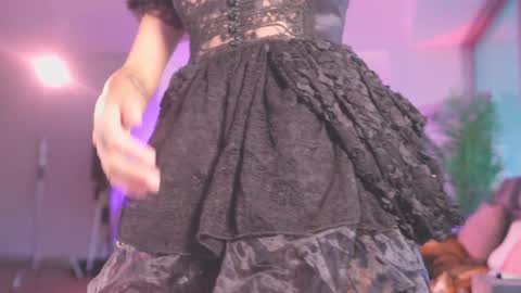 Snapshot of goth_dolll chatting on November 13, 2025, 8:19 pm sophie Special celebration a the beach 300k followers 3011 and 0112 online show from November 13, 2025, 8:19 pm