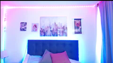 goth_minerva online show from November 21, 2025, 1:21 pm