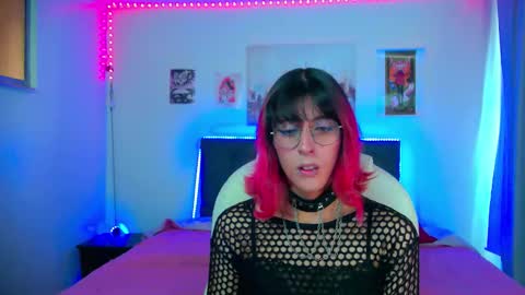 goth_minerva online show from February 10, 2026, 2:43 pm