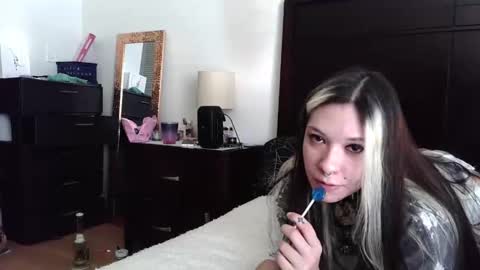 gothbaby305 online show from April 27, 2026, 9:24 pm