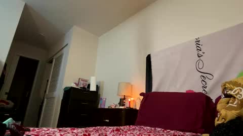 gothbaby305 online show from May 7, 2026, 1:44 am