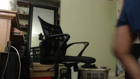 gothchocolate online show from April 4, 2026, 5:43 pm