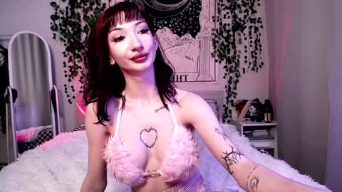 Snapshot of gothdesss chatting on January 5, 2025, 6:56 am online show from January 5, 2025, 6:56 am