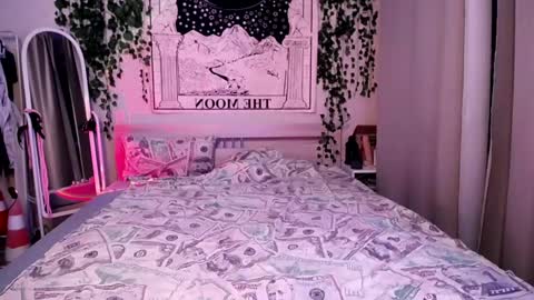 Snapshot of gothdesss chatting on February 23, 2025, 12:19 am online show from February 23, 2025, 12:19 am