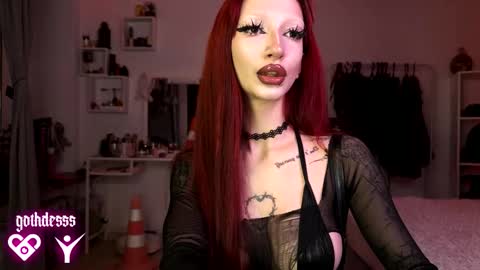 Snapshot of gothdesss chatting on November 24, 2025, 4:34 am online show from November 24, 2025, 4:34 am