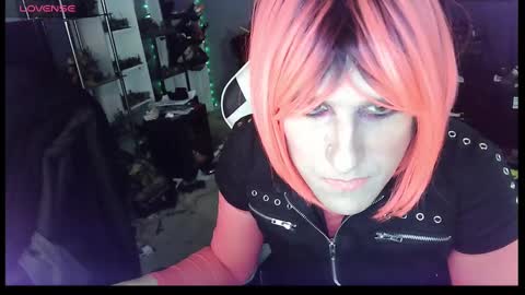 Snapshot of gothic123451 chatting on February 2, 2025, 6:10 pm Victoriana online show from February 2, 2025, 6:10 pm