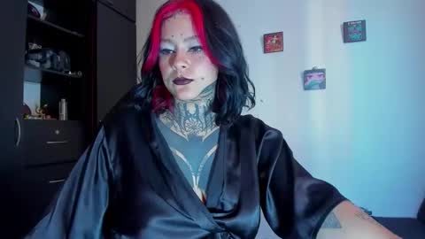 GG online show from November 21, 2025, 9:57 pm